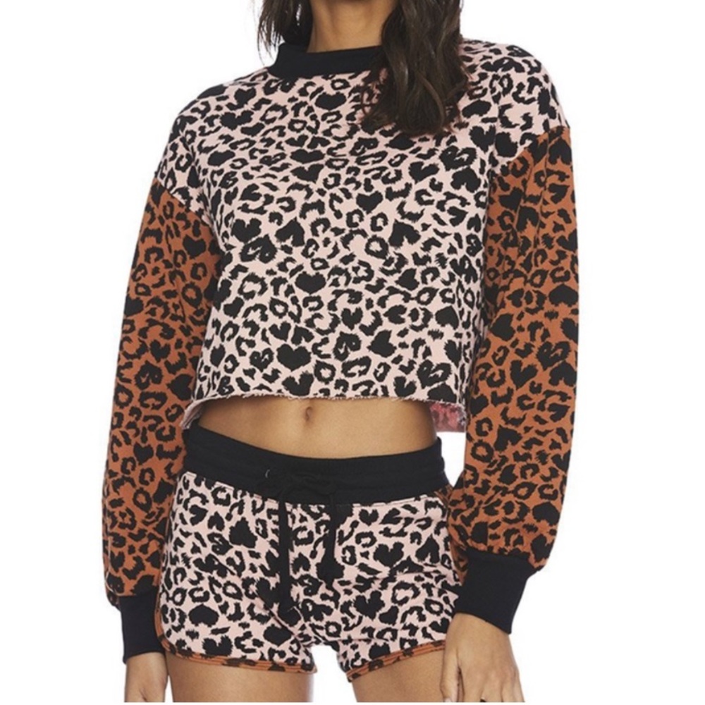 Beach Riot Ava Contrast Leopard Cropped Sweatshirt